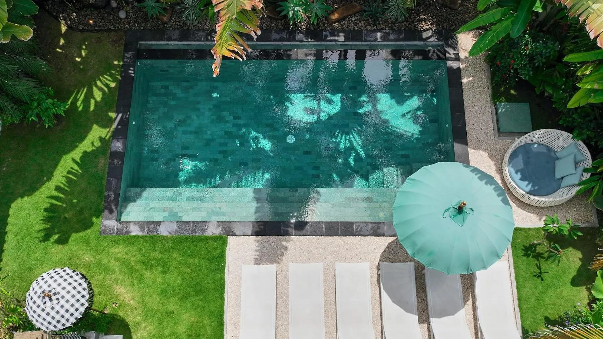 Villa Bali Manis - Modern Luxury 4Br Villa Walk To Seminyak Street With Private Pool Indonezja