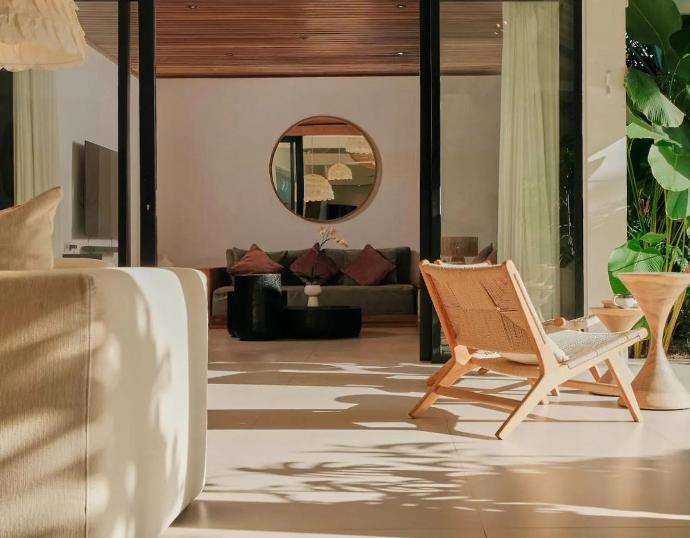 Villa Bali Manis - Modern Luxury 4Br Villa Walk To Seminyak Street With Private Pool