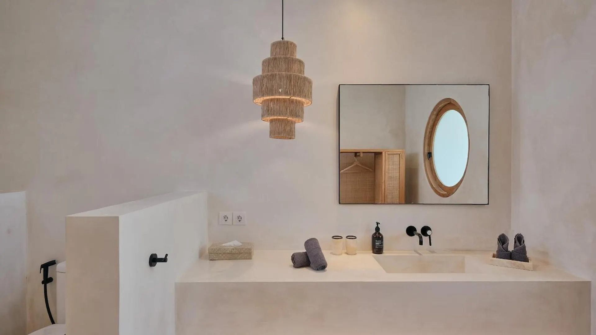 Villa Bali Manis - Modern Luxury 4Br Villa Walk To Seminyak Street With Private Pool Indonezja