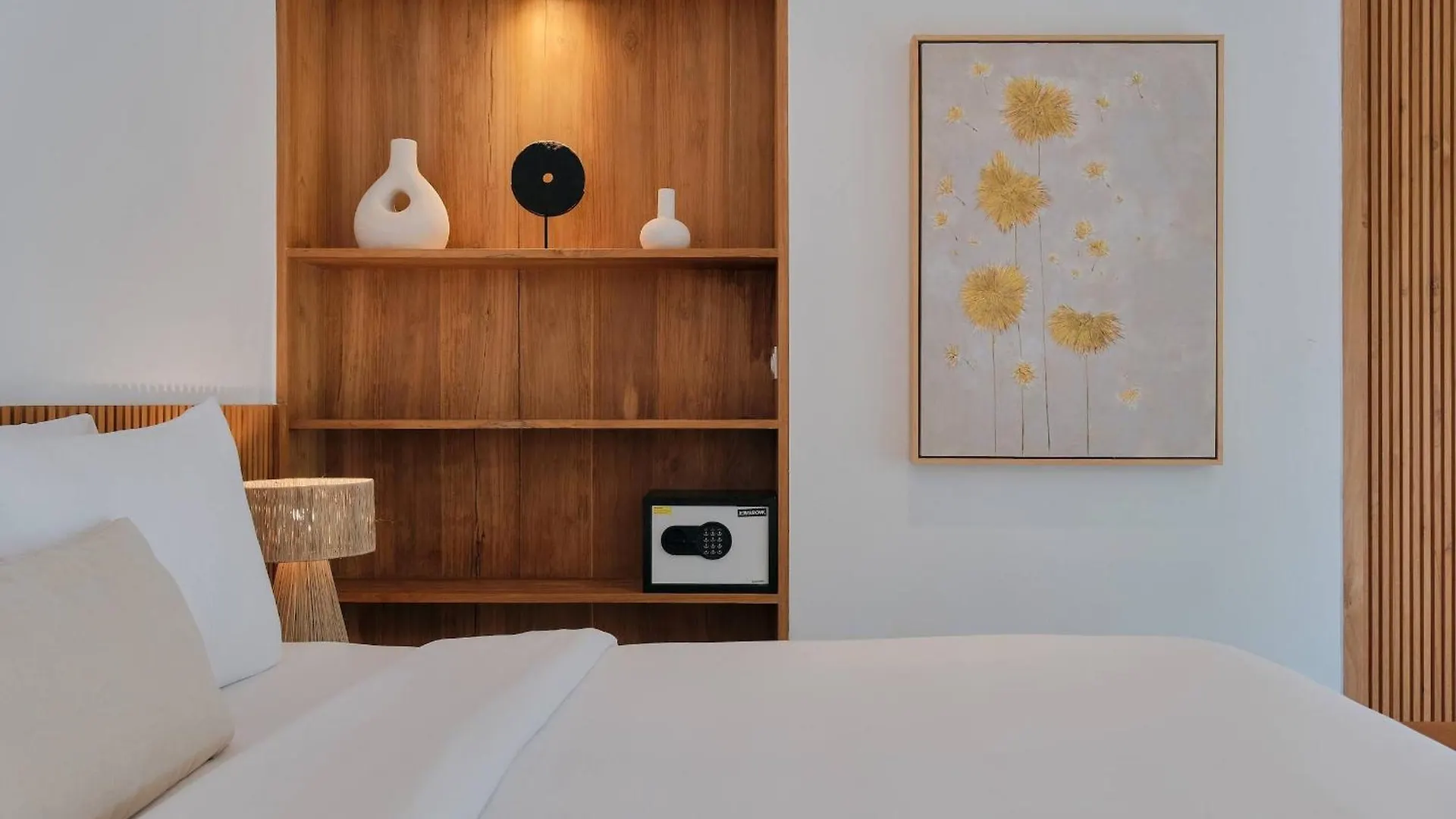 Villa Bali Manis - Modern Luxury 4Br Villa Walk To Seminyak Street With Private Pool Indonezja