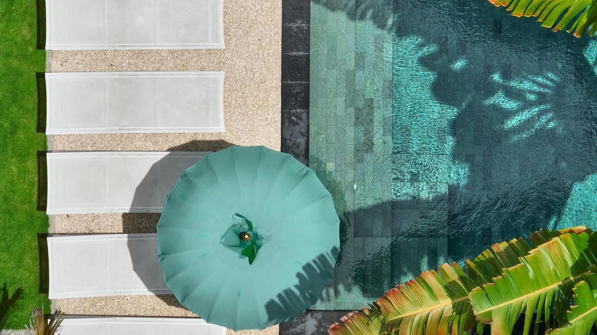 Villa Bali Manis - Modern Luxury 4Br Villa Walk To Seminyak Street With Private Pool Indonezja