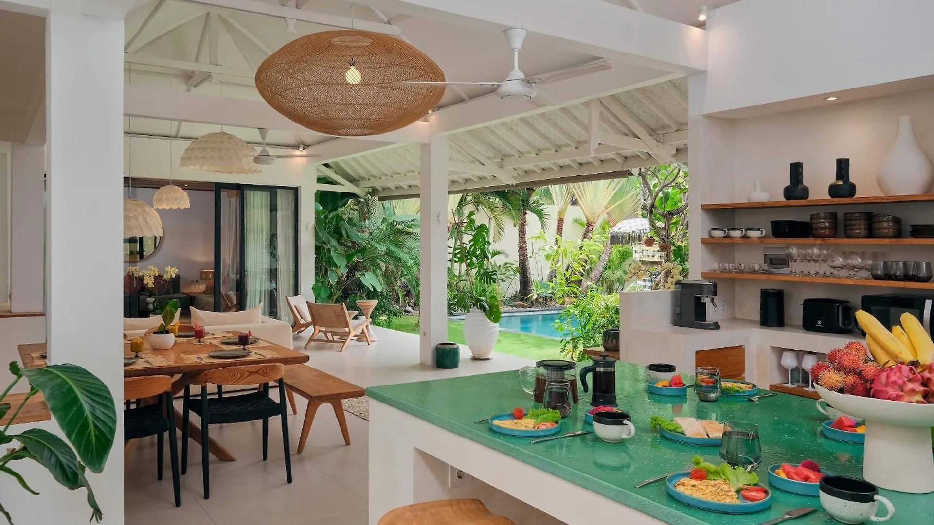 Villa Bali Manis - Modern Luxury 4Br Villa Walk To Seminyak Street With Private Pool 0*,